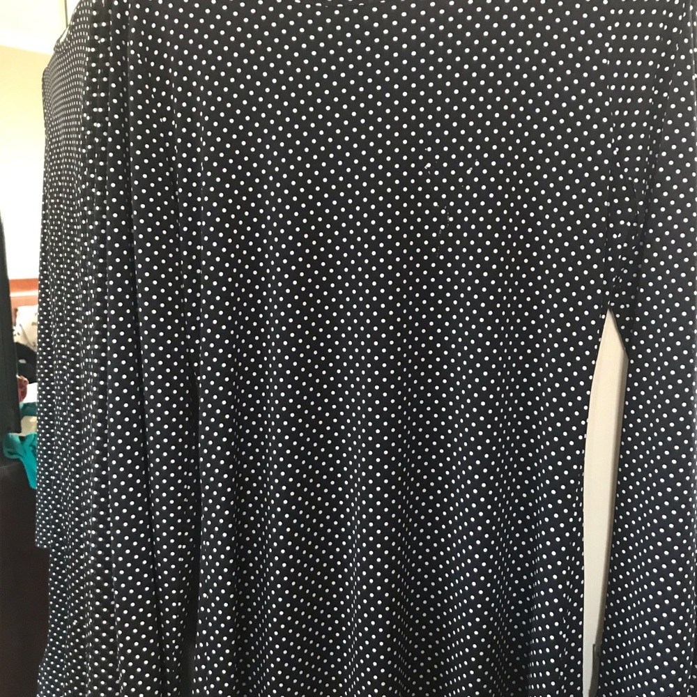 Dress - Picture 3 of 3